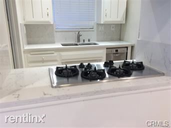 Building Photo - 3 br, 1.5 bath House - 1755 Wollacott St