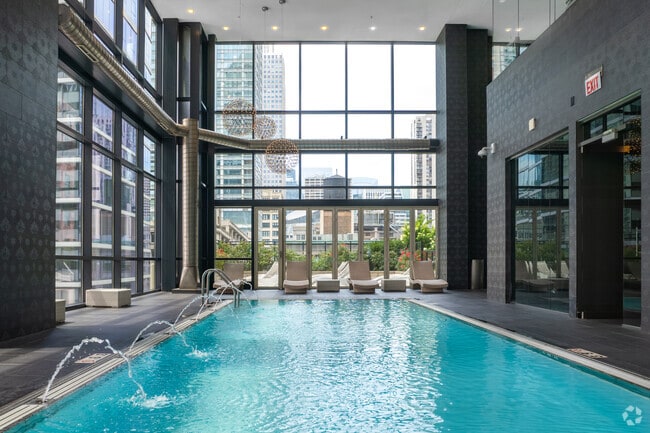 Indoor Pool - 73 East Lake Apartments