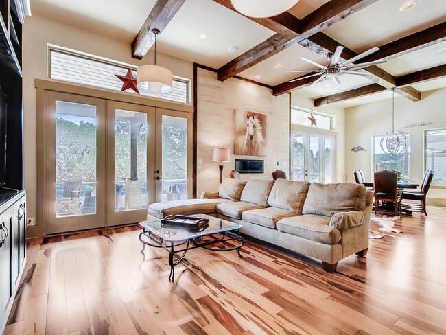 Building Photo - 5033 Diamante Dr