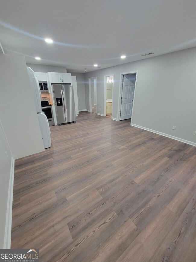 Foto del edificio - 655 Alcovy Woods Dr