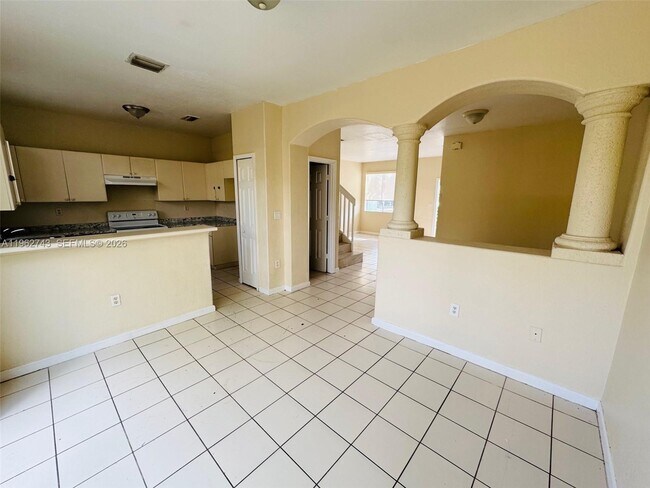 Foto del edificio - 1601 SE 24th Ct