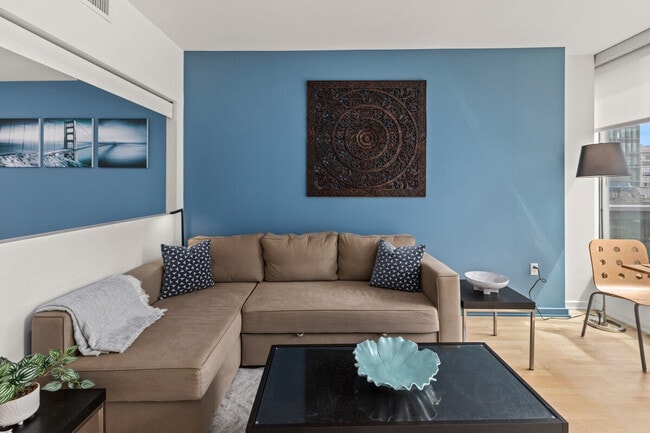 Building Photo - 666 Folsom St