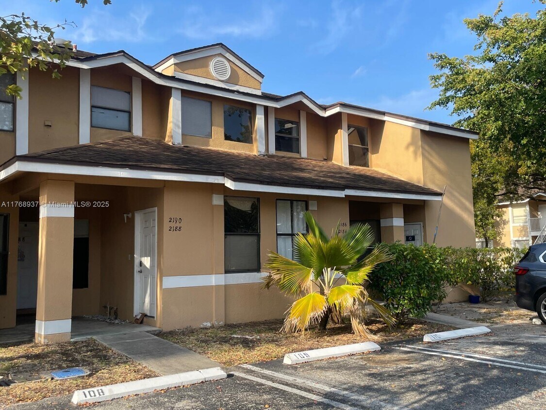Primary Photo - 2186 SW 80th Terrace