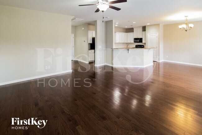 Building Photo - 445 Whispering Breeze Ln