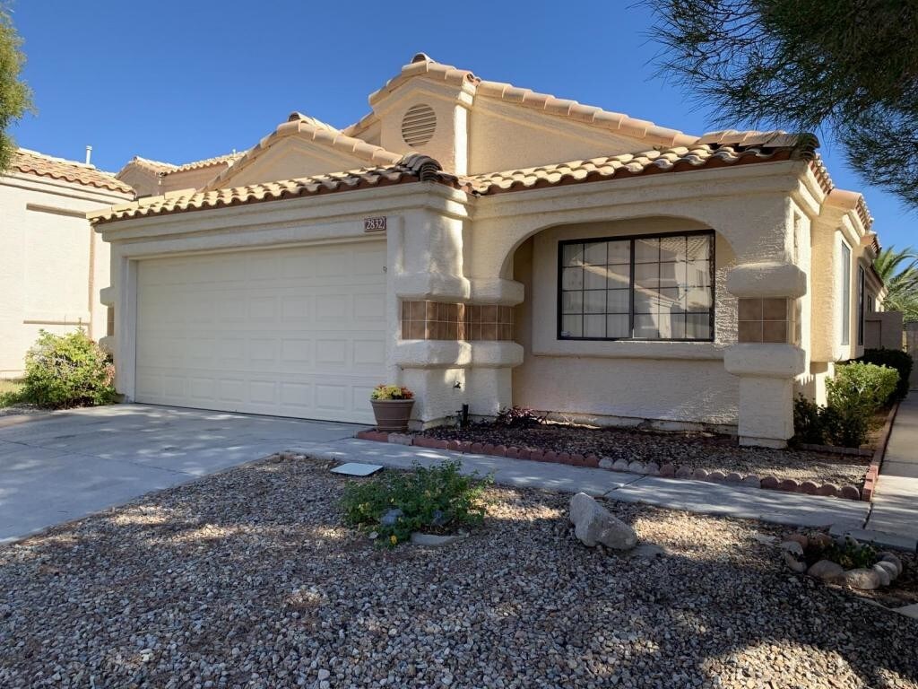 Foto principal - 2832 Autumn Haze Lane