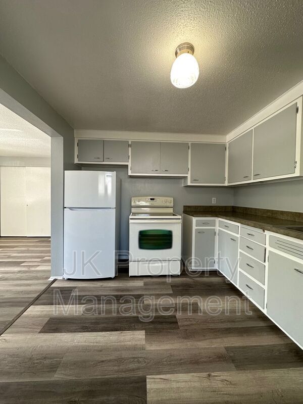 4631 5th Ave S Unit 04, Great Falls, MT 59405 Condo for Rent in