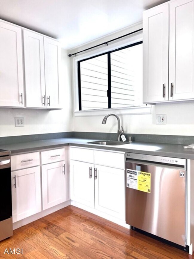 Foto del edificio - 3 br, 2 bath House - 1815 26th Ave