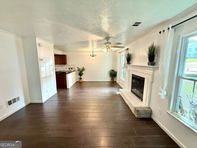 Foto del edificio - 1435 Kennesaw Trace Ct