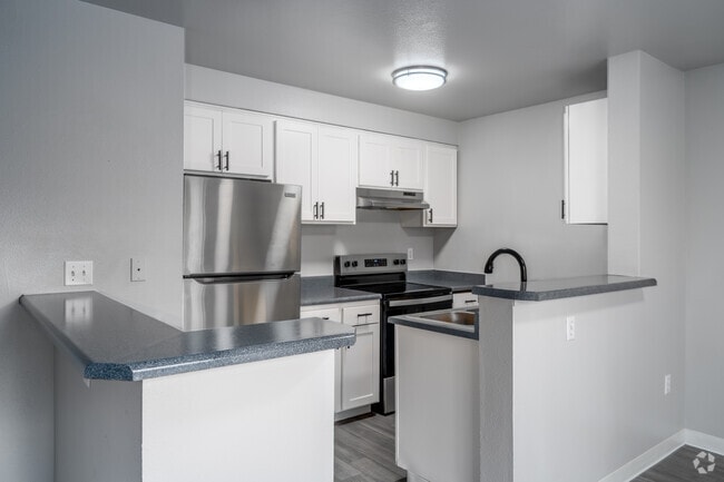 2BR, 2BA - 980SF - Kitchen - Olympic Terrace