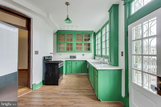 Foto del edificio - 140 Bryant St NW