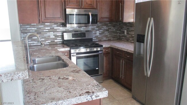 Building Photo - 9050 W Warm Springs Rd