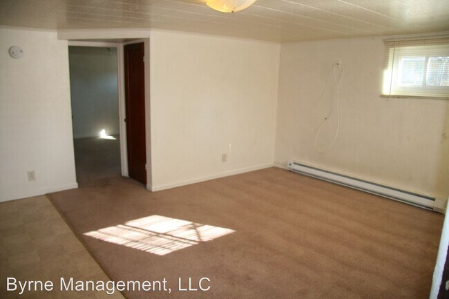 Building Photo - 2218 E Willamette Ave