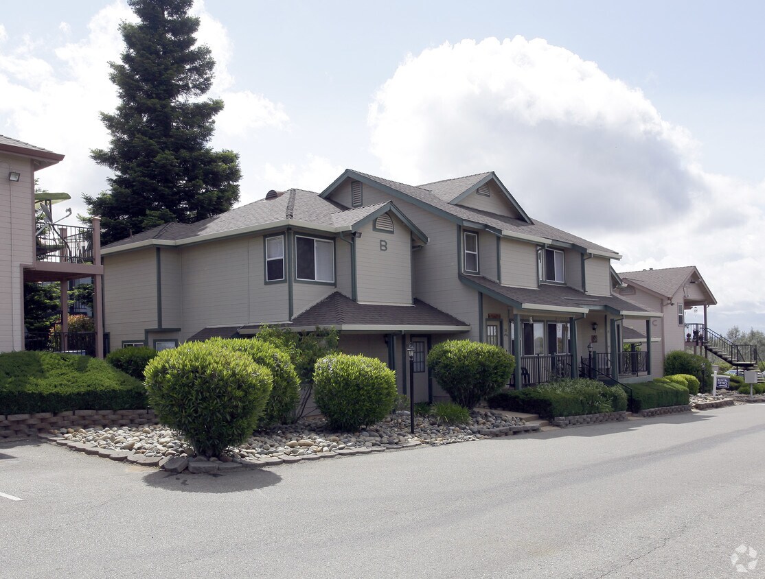 Foto del edificio - Barnett Village Apartments