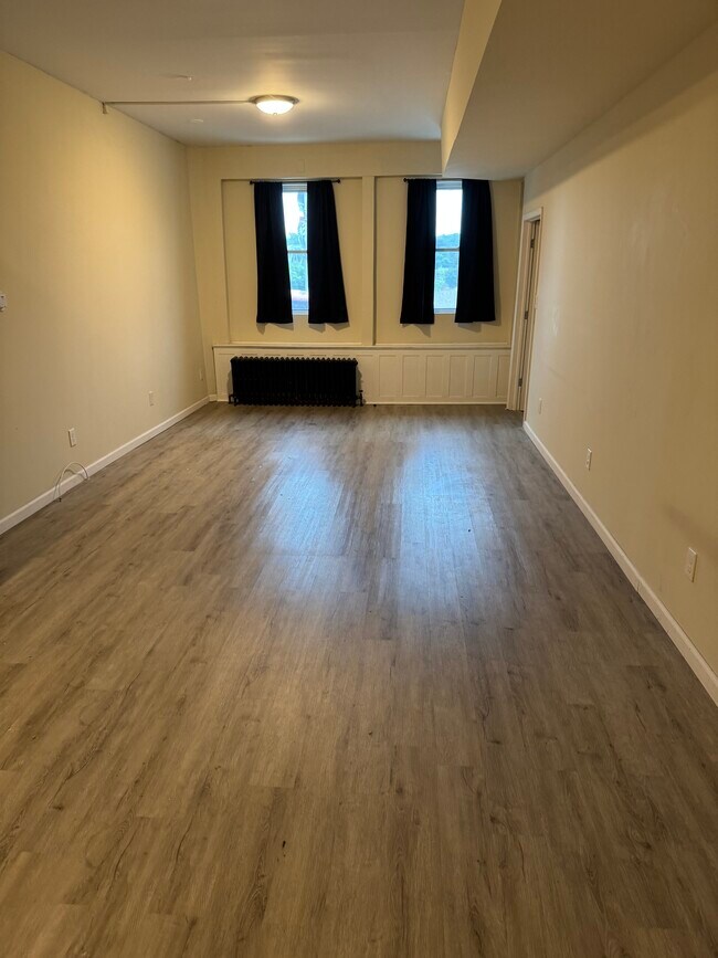 Foto del edificio - 87 North Main St