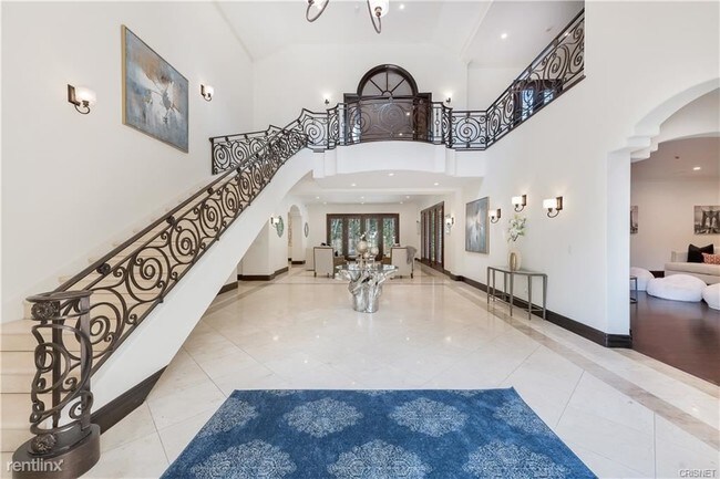 Foto del edificio - 6 br, 8 bath House - 4762 White Oak Ave