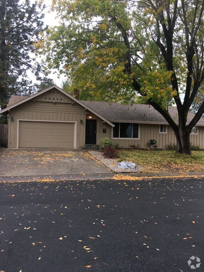 Westwood Manor Apartments under 2,000 Redding, CA 1 Rentals