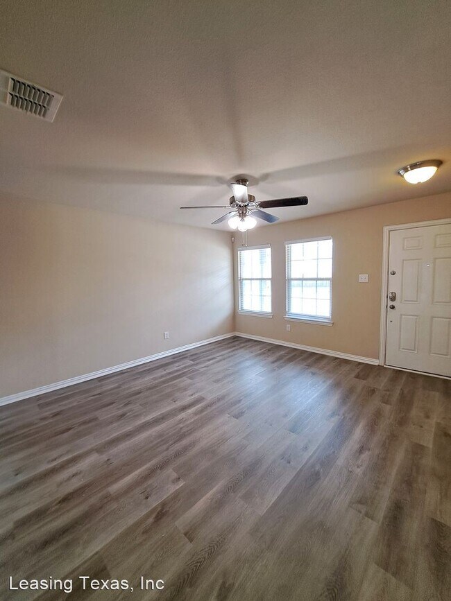 Building Photo - 3 br, 2.5 bath House - 749 River Hill Ln.