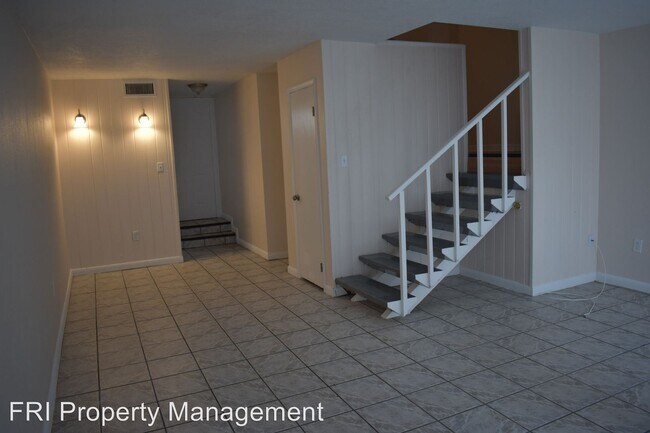 Building Photo - 1010 N Fiske Blvd