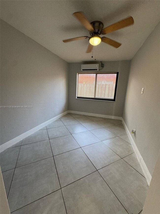 Foto del edificio - 841 NW 5th Ave