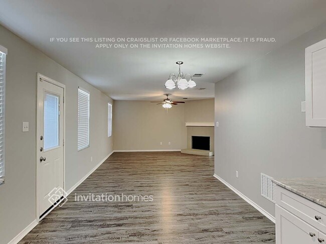 Building Photo - 1230 Sullivan Dr