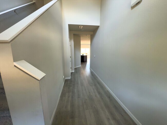 Foto del edificio - 17237 NW Woodreed Ct