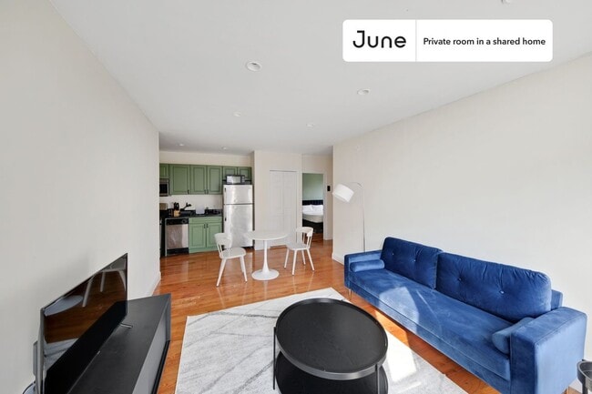 Building Photo - Room in Shared 4 bed/2 bath home in East Harlem