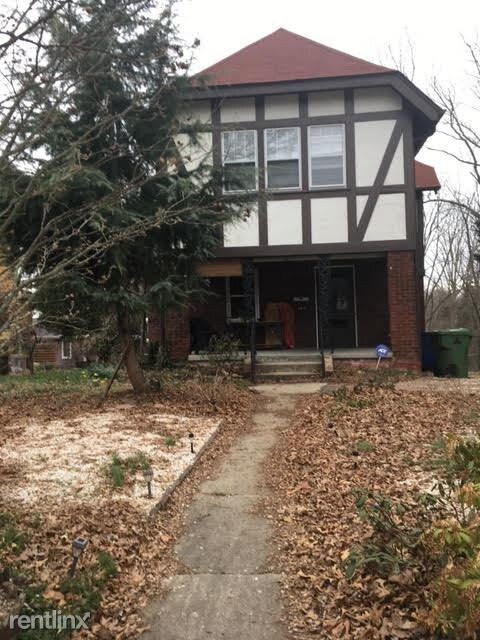 Primary Photo - 3 br, 1.5 bath House - 100 Pearson Dr