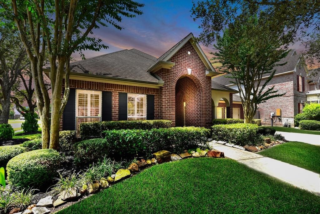 Foto principal - 1008 Elm Pointe