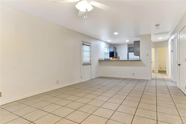 Building Photo - 1026 W Coffin St