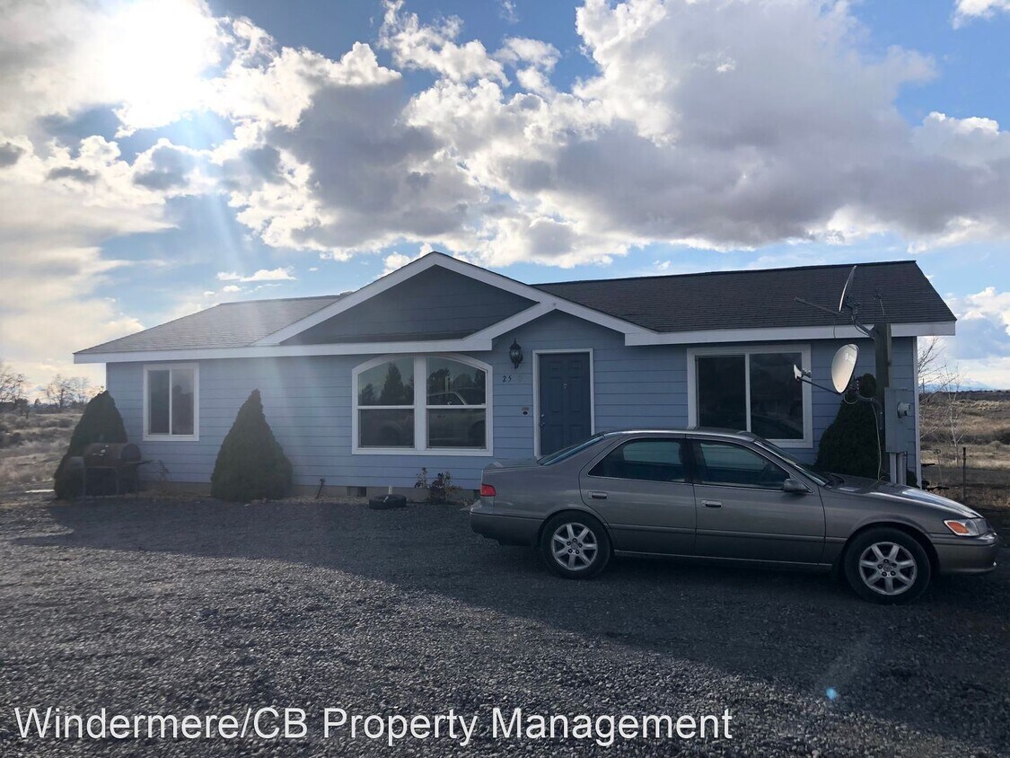 Primary Photo - 3 br, 2 bath House - 11836 Rd B.5
