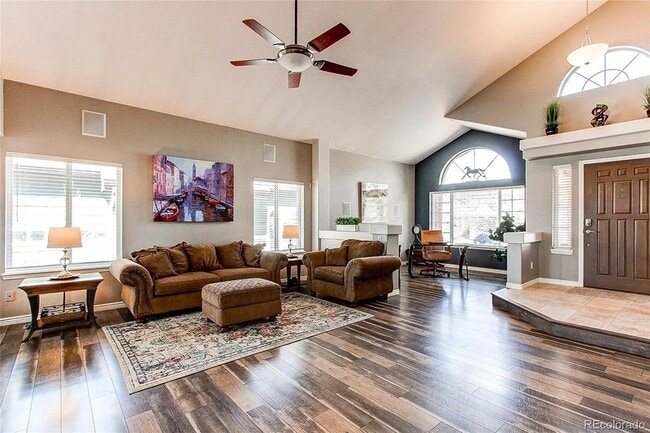 Building Photo - 3338 Oak Leaf Pl
