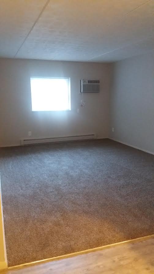 Foto del edificio - 4151 Logan Gate Rd