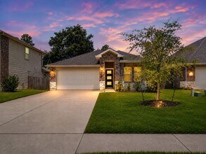 Building Photo - 12900 S Winding Pines