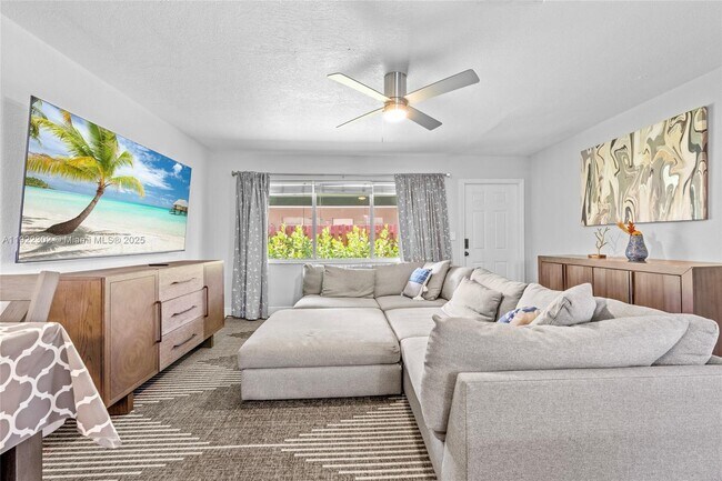 Foto del edificio - 1208 NE 5th Ave