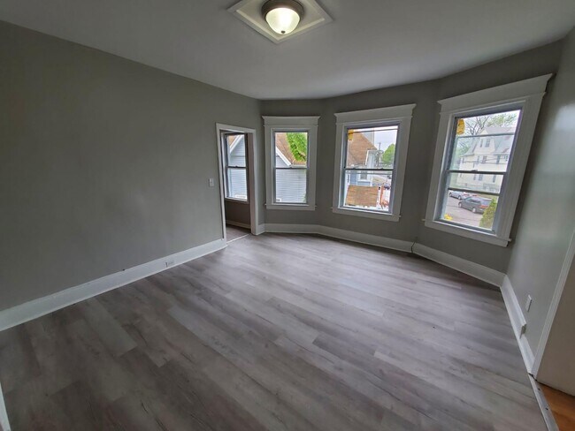 Foto del edificio - 277 Cottage St