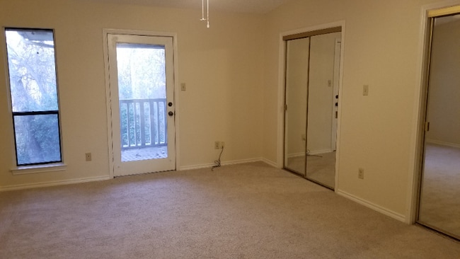 Building Photo - 408-B S Fannin St