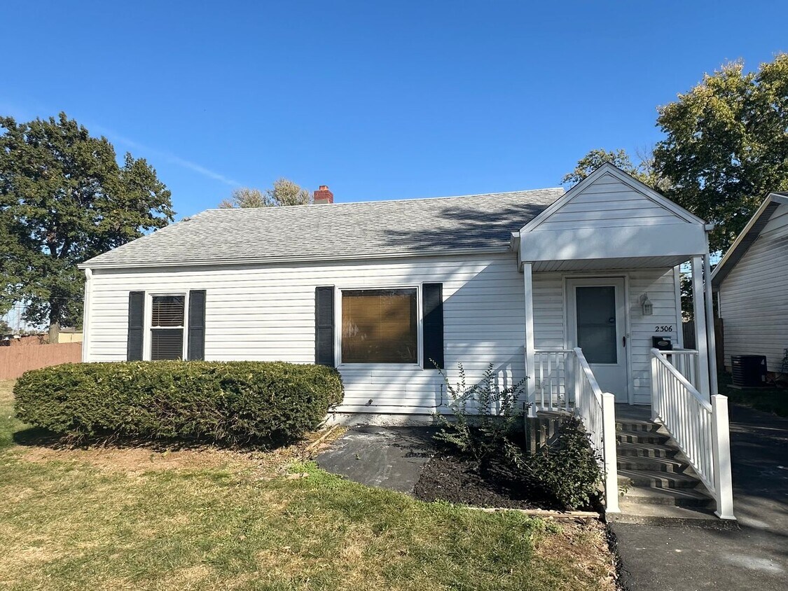 2306 N Farmer Ave, Springfield, MO 65803 House Rental in Springfield