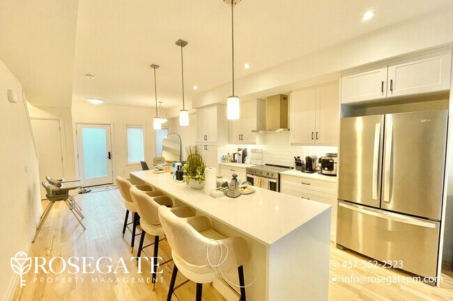 Building Photo - Modern 3-Bedroom, 2.5-Bath Home in Guelph ...