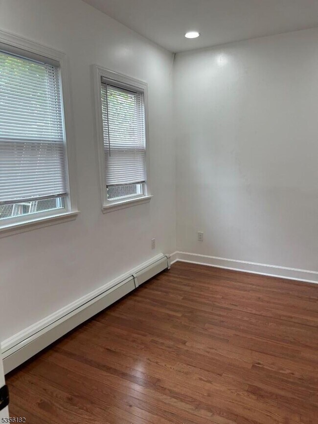 Foto del edificio - 1214 51st St