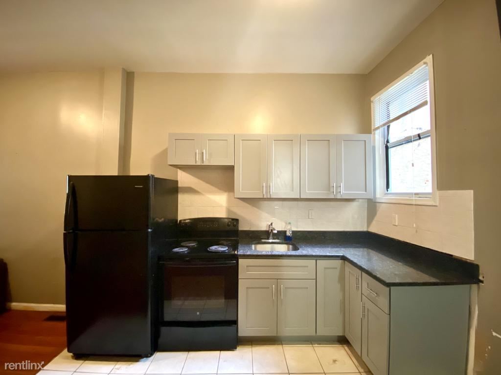 Primary Photo - 611 N 32nd St