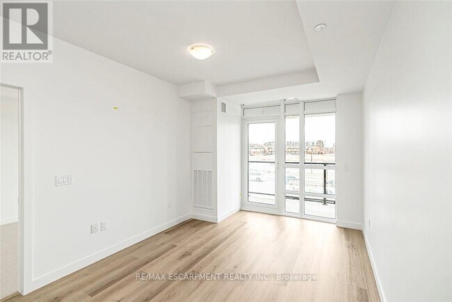 Photo du bâtiment - 461 Green Rd