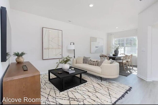Building Photo - 1 br, 1 bath House - 5653 Carrington Ct