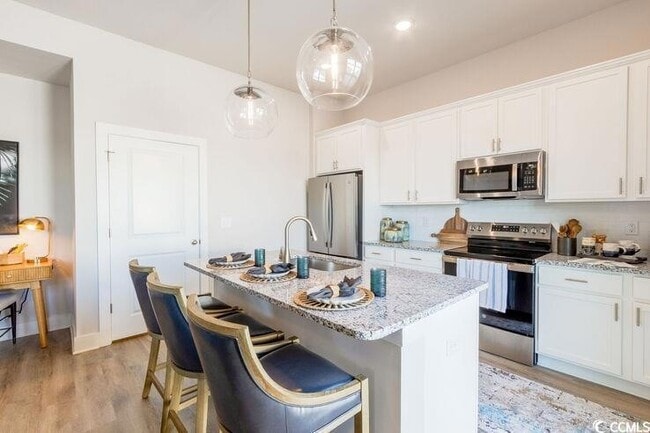 Foto del edificio - 8840 Henry Rd