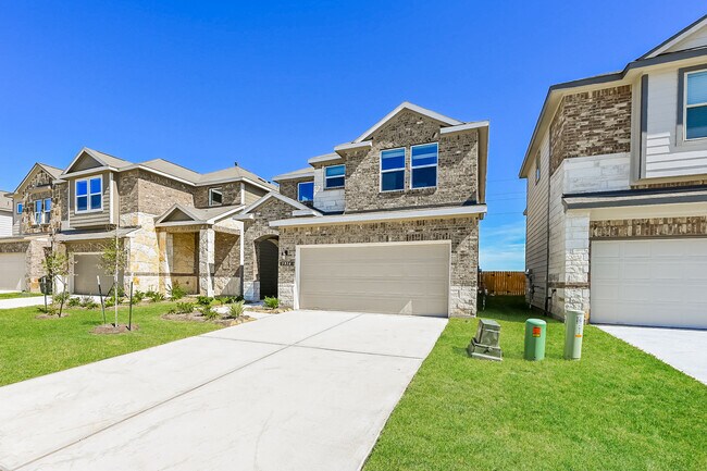 Building Photo - 7914 Cypress Country Dr