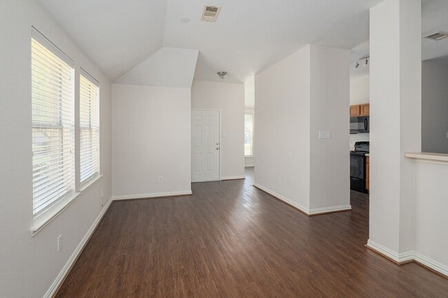 Building Photo - 1329 Missouri St