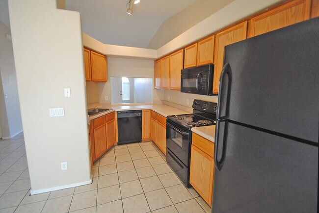 Foto del edificio - 5703 N 67th Dr