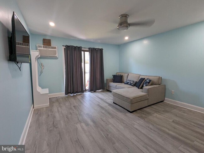 Foto del edificio - 725 Allen Dr