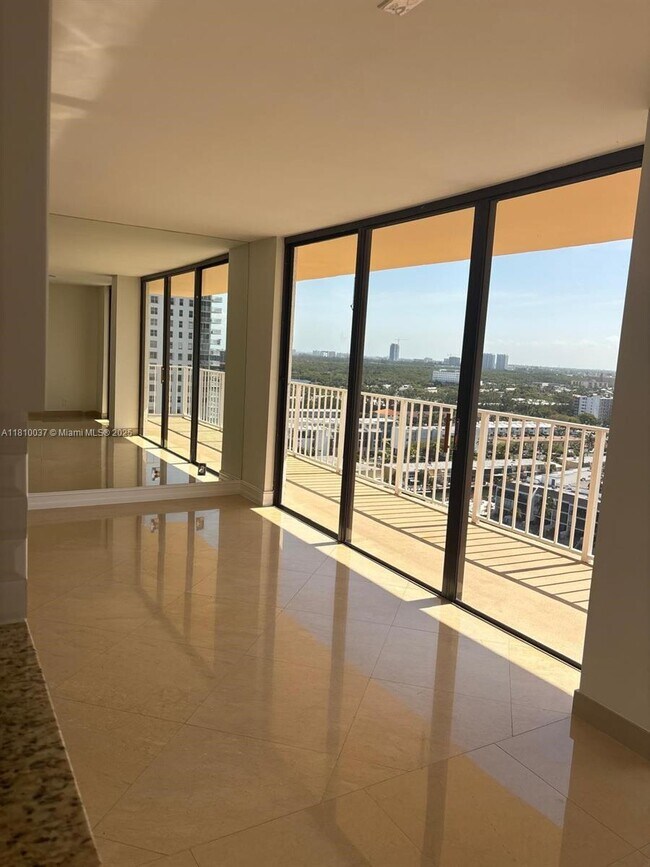 Foto del edificio - 290 174th St St