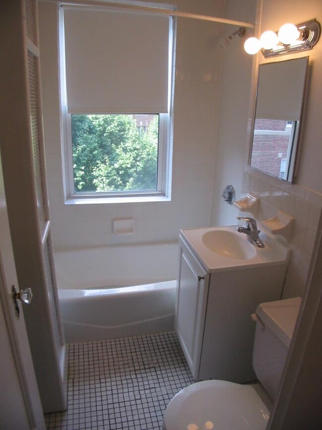 Building Photo - 0.0 bedroom in Cambridge Massachusetts 02138