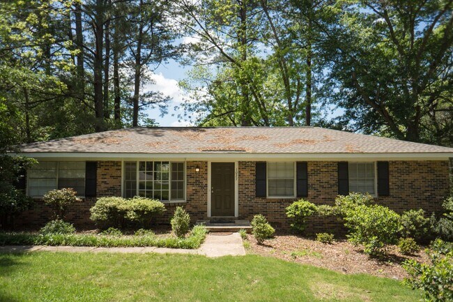 Foto del edificio - Location! Location! Heart of Auburn!